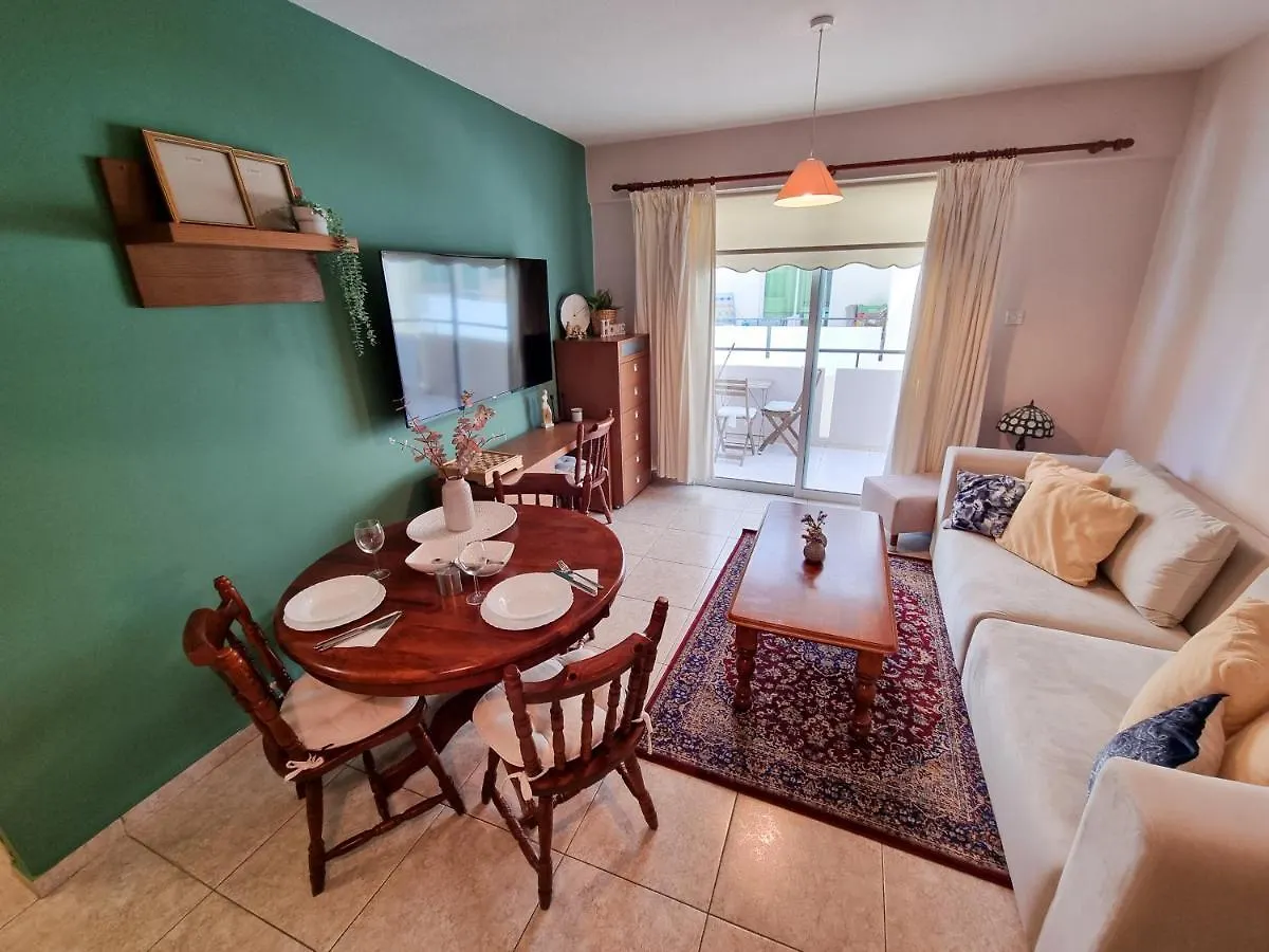 Dock Holiday Apartment Larnaca Cypr